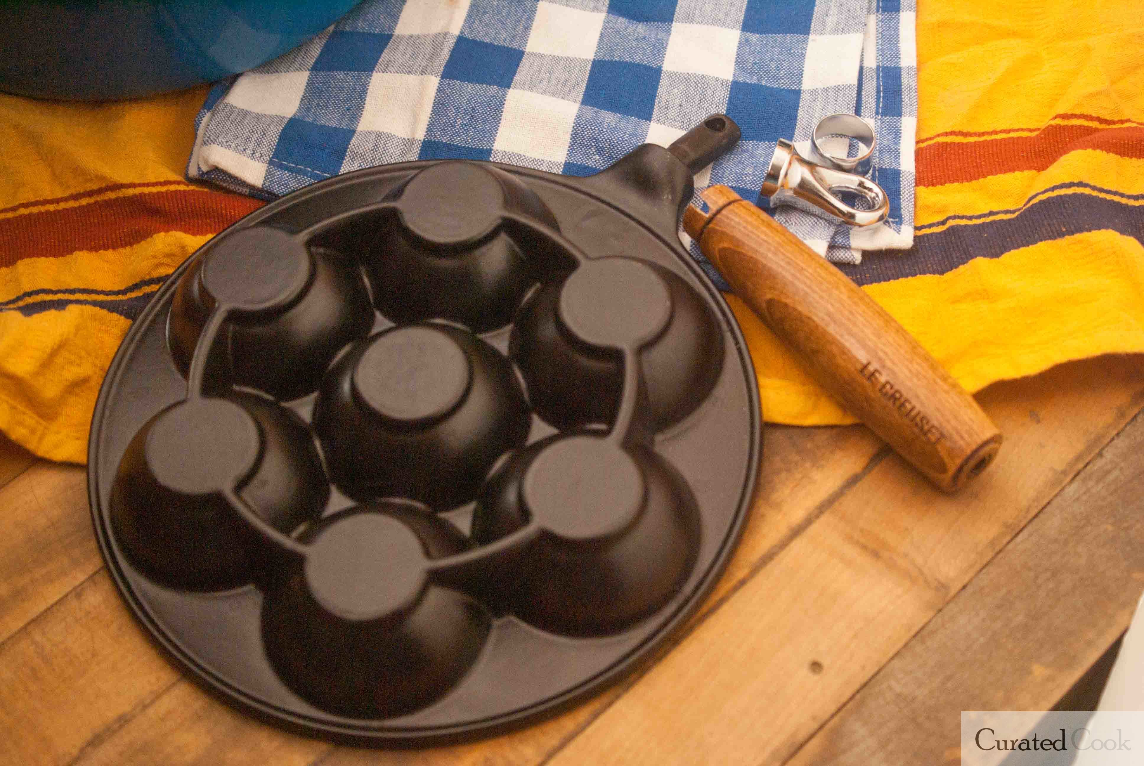 Le Creuset Ebelskivers Pan