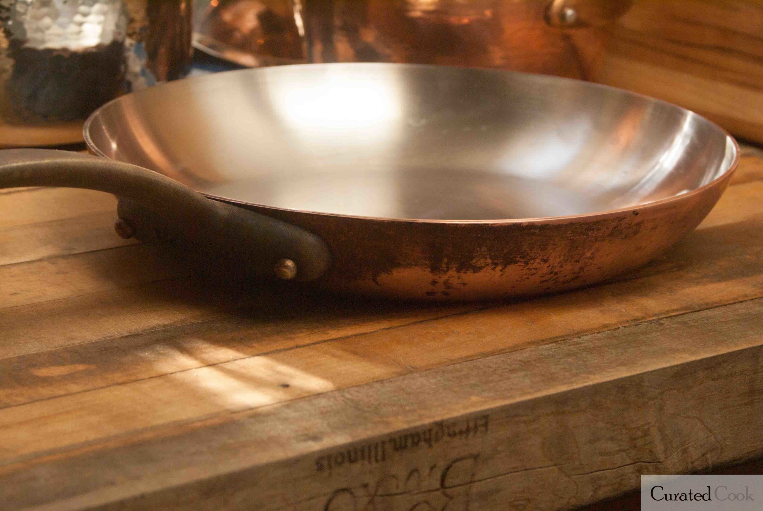 Shape of Mauviel Skillet