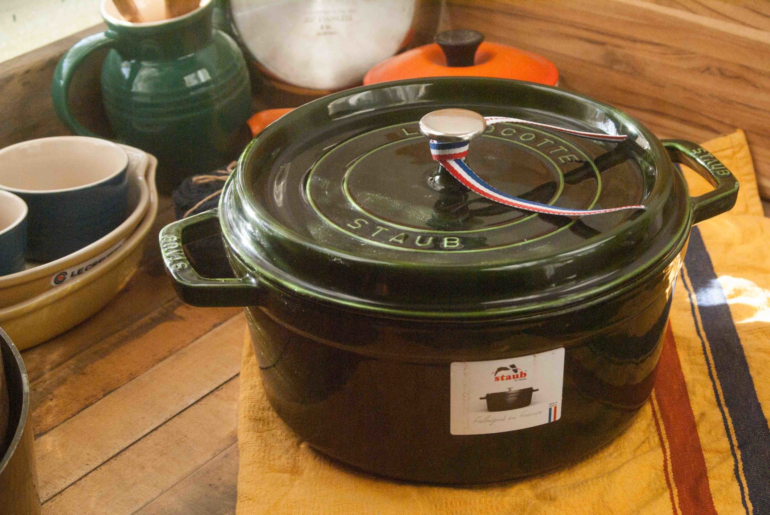 Prominent Springplank Score Staub vs Le Creuset Dutch Oven and Lodge - Who is the Best?