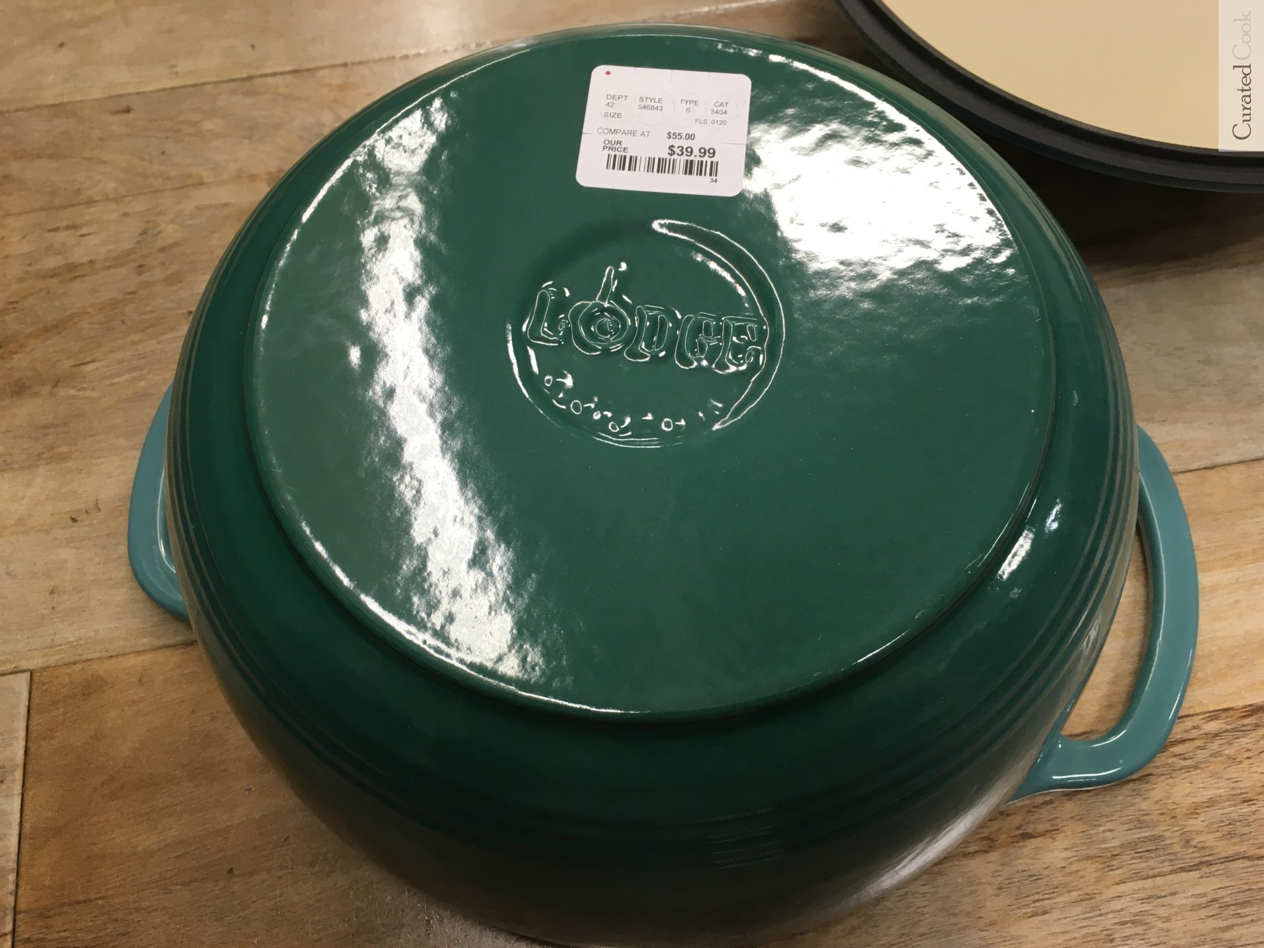 Lodge vs Le Creuset Dutch Oven Bottom