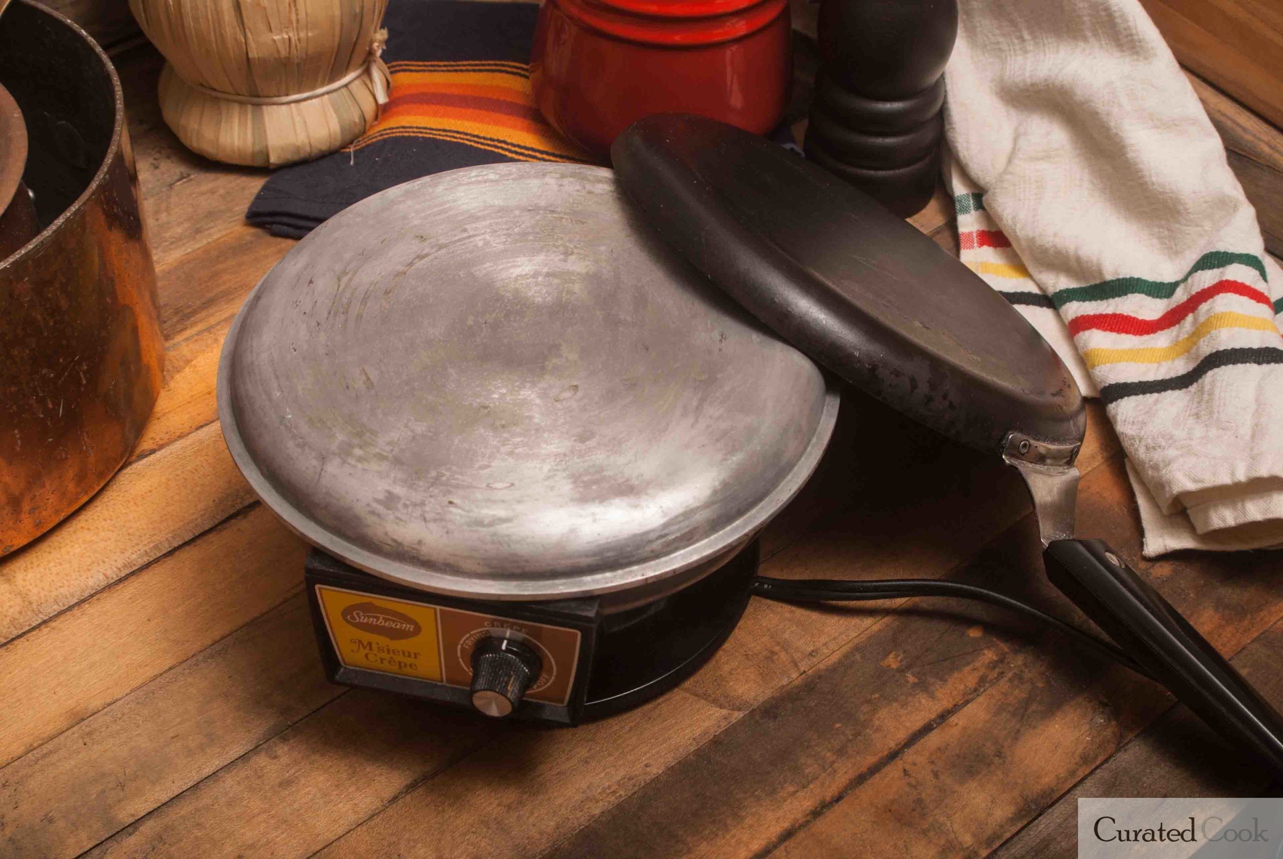 Sunbeam m'sier crepe pan Aluminum Top